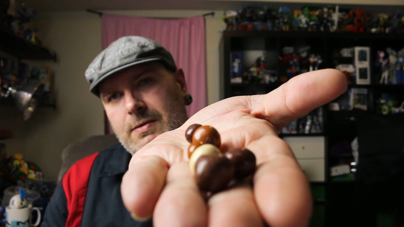 Illustration for article titled Snacktaku Eats Honey, Chili And Coffee Peanut M&Ms